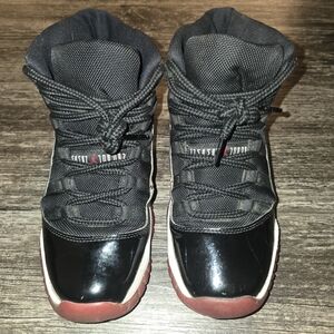 Jordan 11 Retro High Bred US 7Y (Mens 7 - Women's 8.5)